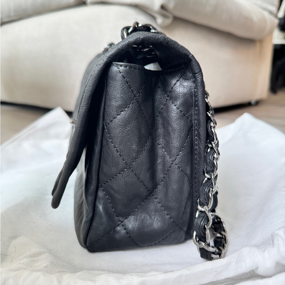 Chanel black calfskin natural beauty classic flap bag exellent condition - Picture 4 of 16